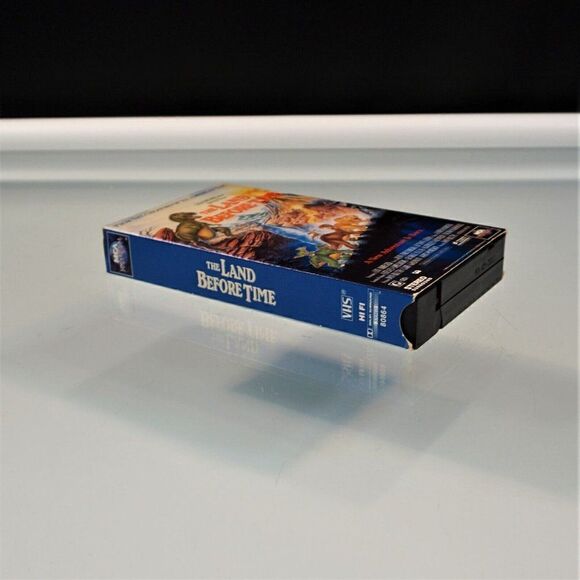 The Land Before Time VHS Video Tape MCA Universal 1988 Dinosaurs Movie - Picture 4 of 5